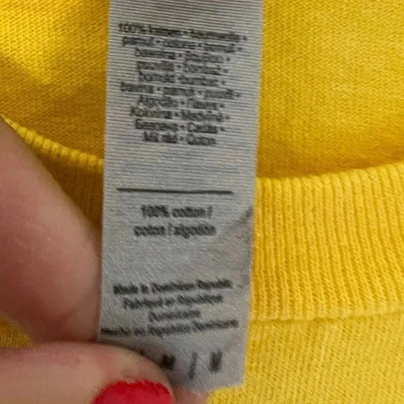 Bad Bunny Graphic Tee Medium - Picture 5 of 6